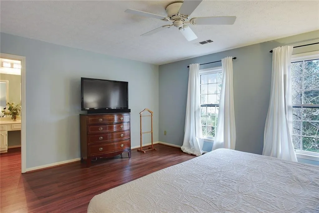 480 The North Chace, Sandy Springs, Georgia 30328, 3 Bedrooms Bedrooms, ,2 BathroomsBathrooms,Residential,Sold,480 The North Chace,5632443