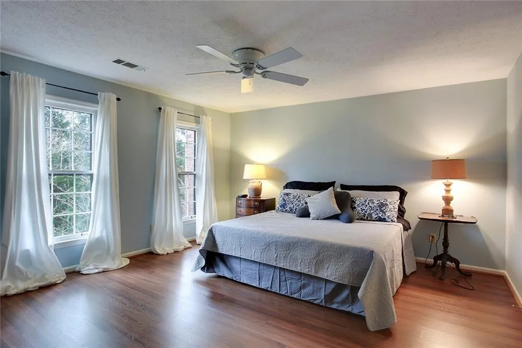 480 The North Chace, Sandy Springs, Georgia 30328, 3 Bedrooms Bedrooms, ,2 BathroomsBathrooms,Residential,Sold,480 The North Chace,5632443