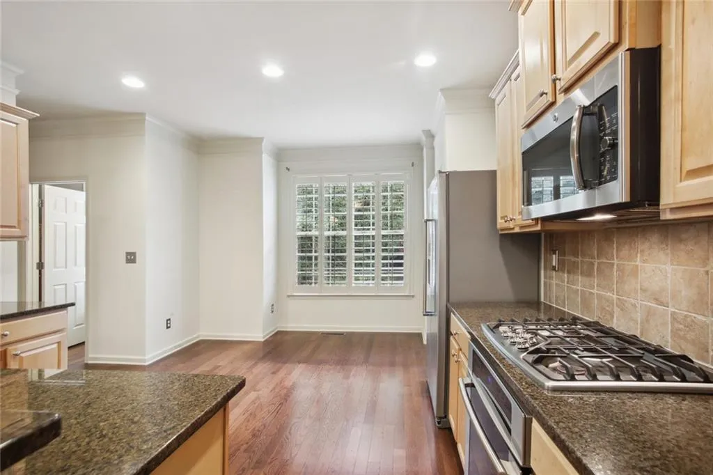 7896 Kiverton Place, Sandy Springs, Georgia 30350, 3 Bedrooms Bedrooms, ,3 BathroomsBathrooms,Residential,Sold,7896 Kiverton Place,7100833