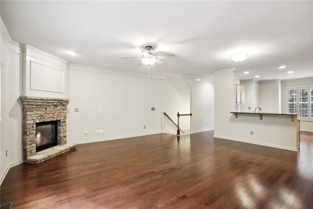 7896 Kiverton Place, Sandy Springs, Georgia 30350, 3 Bedrooms Bedrooms, ,3 BathroomsBathrooms,Residential,Sold,7896 Kiverton Place,7100833