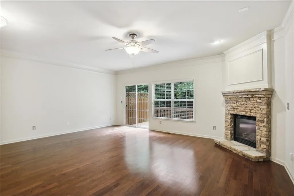 7896 Kiverton Place, Sandy Springs, Georgia 30350, 3 Bedrooms Bedrooms, ,3 BathroomsBathrooms,Residential,Sold,7896 Kiverton Place,7100833