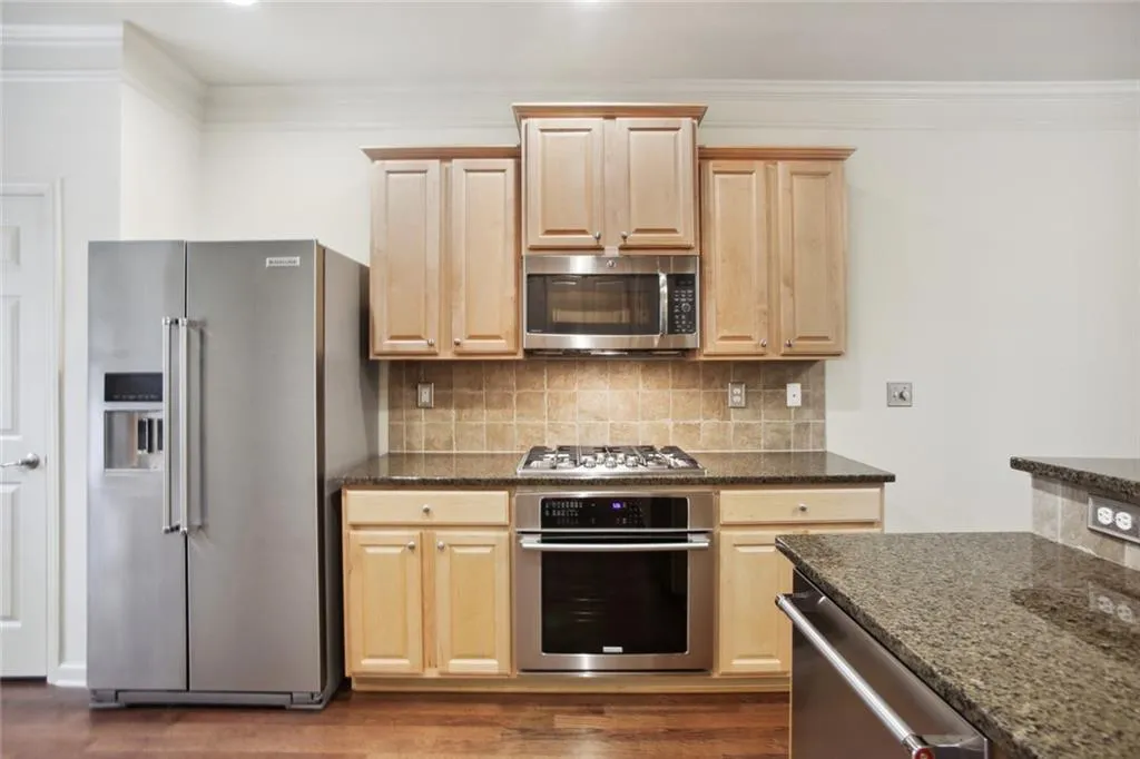 7896 Kiverton Place, Sandy Springs, Georgia 30350, 3 Bedrooms Bedrooms, ,3 BathroomsBathrooms,Residential,Sold,7896 Kiverton Place,7100833