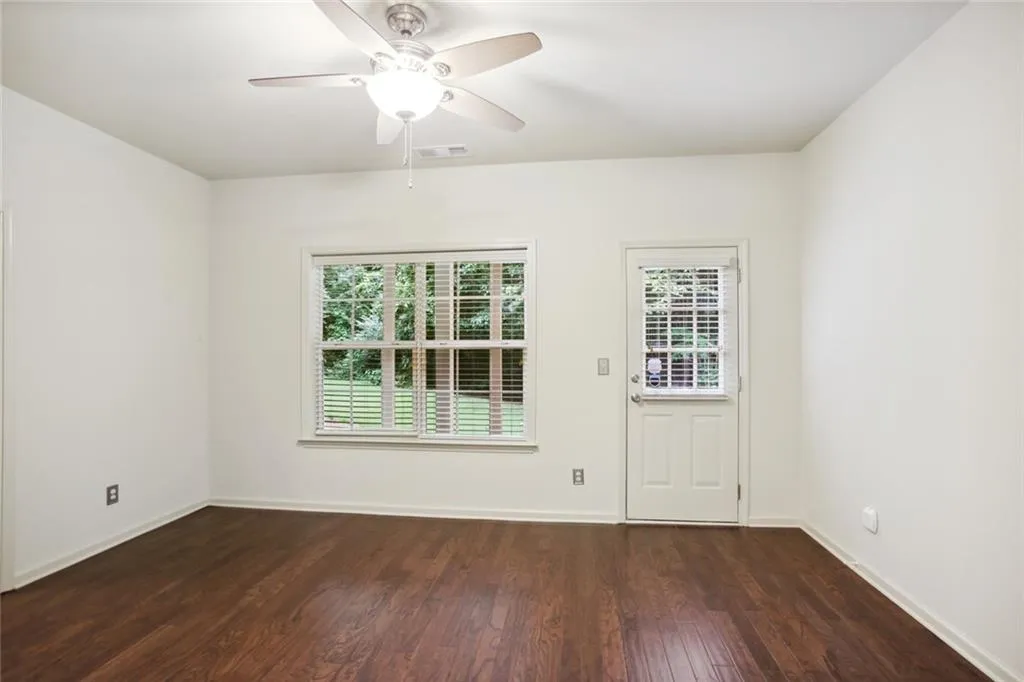 7896 Kiverton Place, Sandy Springs, Georgia 30350, 3 Bedrooms Bedrooms, ,3 BathroomsBathrooms,Residential,Sold,7896 Kiverton Place,7100833