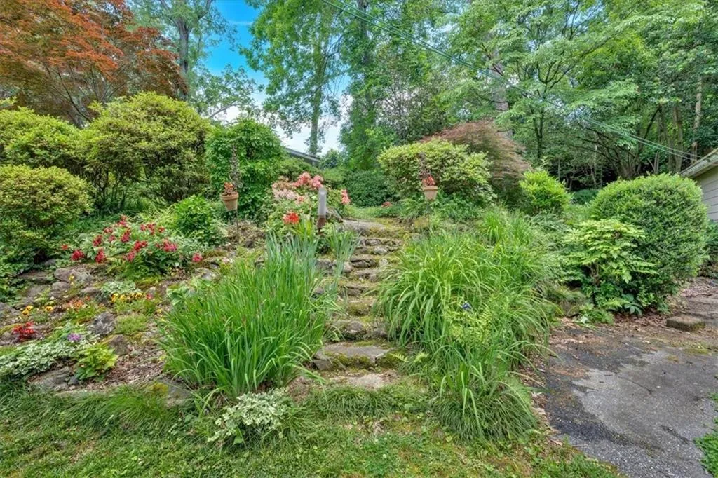 251 Beverly Road Ne, Atlanta, Georgia 30309, 3 Bedrooms Bedrooms, ,2 BathroomsBathrooms,Land,For Sale,251 Beverly Road Ne,7590925