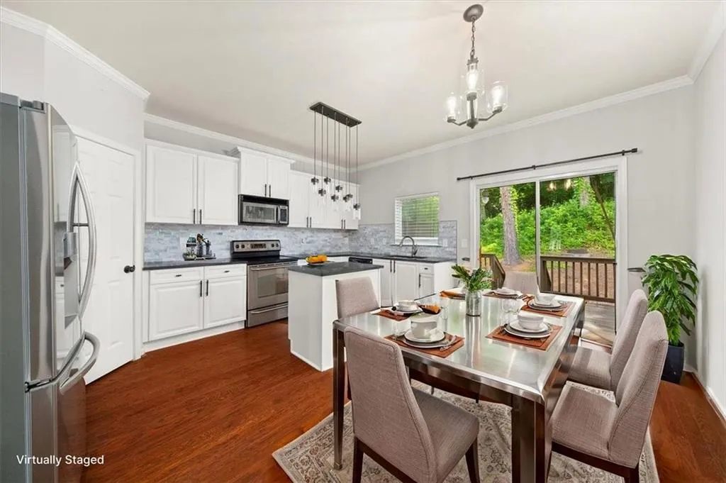 1168 Liberty Parkway Nw, Atlanta, Georgia 30318, 3 Bedrooms Bedrooms, ,3 BathroomsBathrooms,Residential,For Sale,1168 Liberty Parkway Nw,7592201