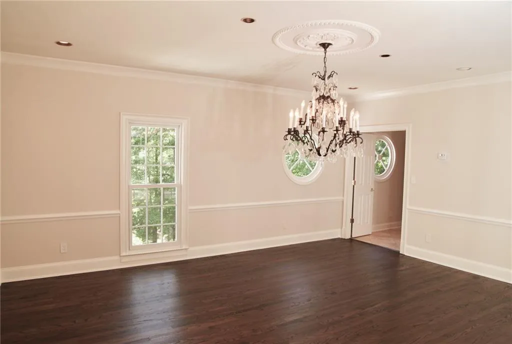 5125 Powers Ferry Road Nw, Sandy Springs, Georgia 30327, 5 Bedrooms Bedrooms, ,3 BathroomsBathrooms,Residential,Sold,5125 Powers Ferry Road Nw,6717251