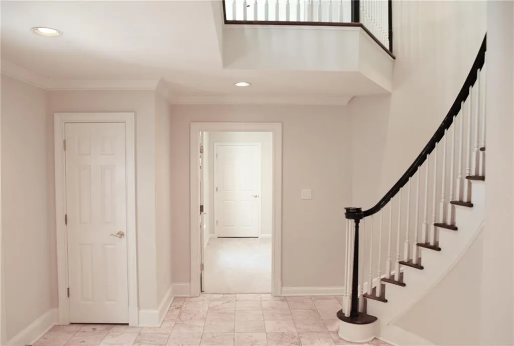 5125 Powers Ferry Road Nw, Sandy Springs, Georgia 30327, 5 Bedrooms Bedrooms, ,3 BathroomsBathrooms,Residential,Sold,5125 Powers Ferry Road Nw,6717251