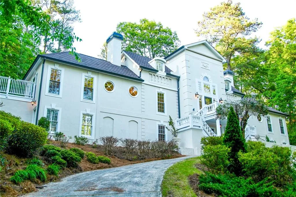 5125 Powers Ferry Road Nw, Sandy Springs, Georgia 30327, 5 Bedrooms Bedrooms, ,3 BathroomsBathrooms,Residential,Sold,5125 Powers Ferry Road Nw,6717251