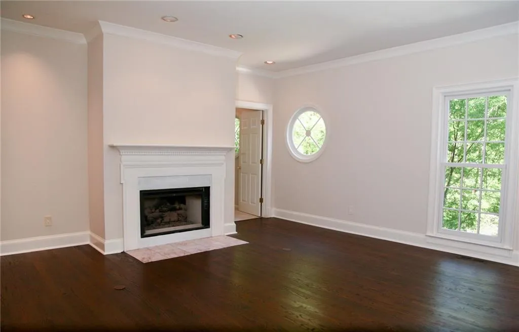 5125 Powers Ferry Road Nw, Sandy Springs, Georgia 30327, 5 Bedrooms Bedrooms, ,3 BathroomsBathrooms,Residential,Sold,5125 Powers Ferry Road Nw,6717251