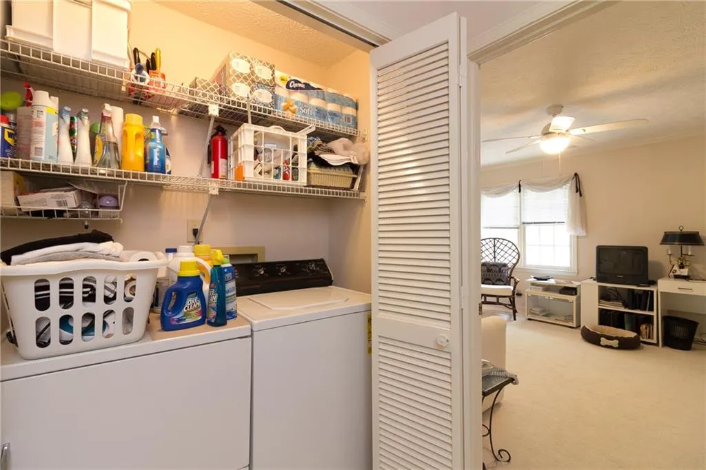 1142 Pitts Road Unit None, Sandy Springs, Georgia 30350, 2 Bedrooms Bedrooms, ,2 BathroomsBathrooms,Residential,Sold,1142 Pitts Road Unit None,5700293