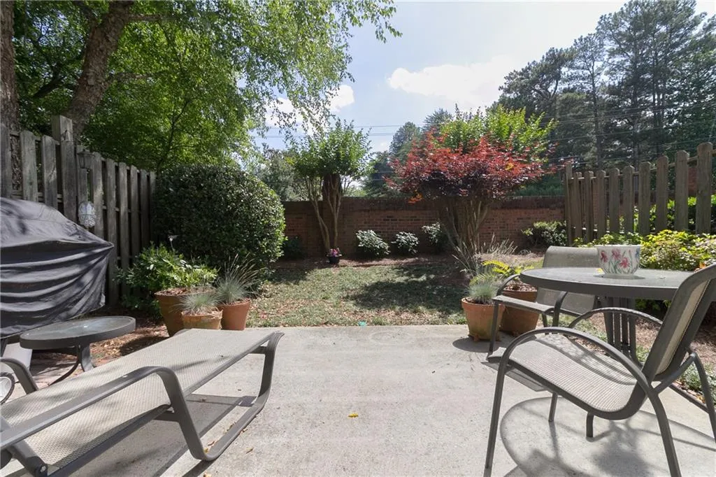 1142 Pitts Road Unit None, Sandy Springs, Georgia 30350, 2 Bedrooms Bedrooms, ,2 BathroomsBathrooms,Residential,Sold,1142 Pitts Road Unit None,5700293