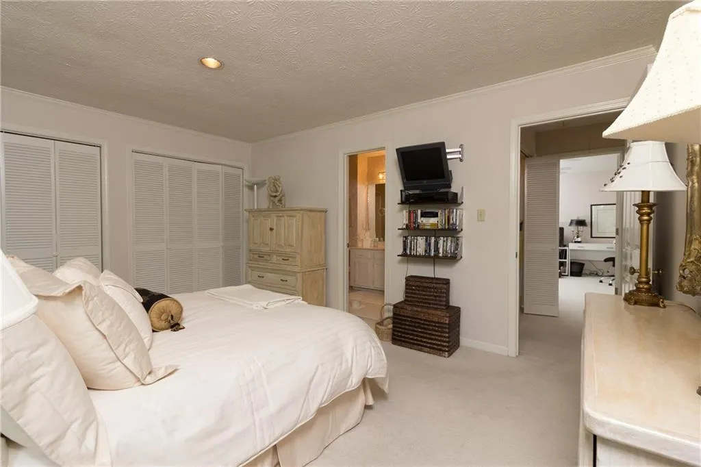 1142 Pitts Road Unit None, Sandy Springs, Georgia 30350, 2 Bedrooms Bedrooms, ,2 BathroomsBathrooms,Residential,Sold,1142 Pitts Road Unit None,5700293