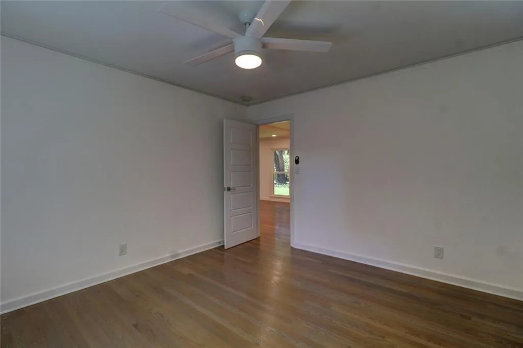 265 Beachland Drive, Sandy Springs, Georgia 30342, 4 Bedrooms Bedrooms, ,3 BathroomsBathrooms,Residential,Sold,265 Beachland Drive,6790131