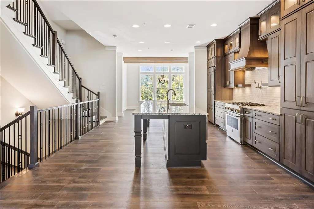 6609 Aria Boulevard Unit 123, Sandy Springs, Georgia 30328, 3 Bedrooms Bedrooms, ,4 BathroomsBathrooms,Residential,Sold,6609 Aria Boulevard Unit 123,6710616 6609 Aria Boulevard Unit 123, Sandy Springs, Georgia 30328, 3 Bedrooms Bedrooms, ,4 BathroomsBathrooms,Residential,Sold,6609 Aria Boulevard Unit 123,6710616