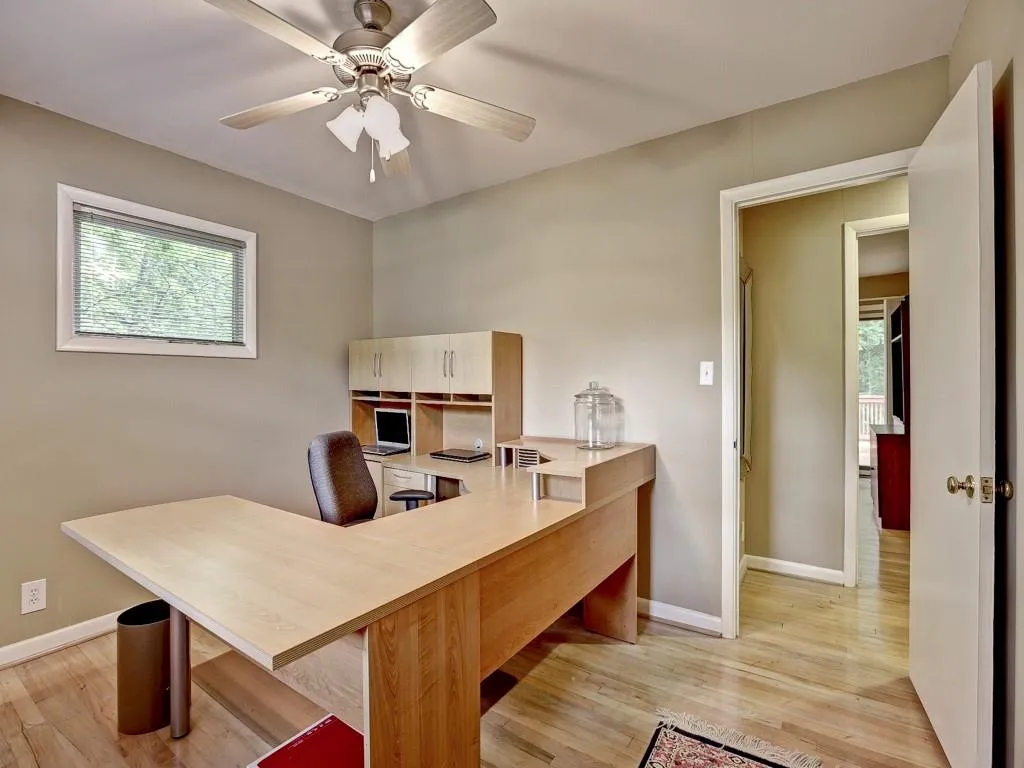 695 E Northway Lane, Atlanta, Georgia 30342, 3 Bedrooms Bedrooms, ,2 BathroomsBathrooms,Residential,Sold,695 E Northway Lane,5568920