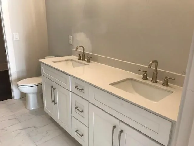 6890 Peachtree Dunwoody Road Unit 402, Sandy Springs, Georgia 30328, 2 Bedrooms Bedrooms, ,2 BathroomsBathrooms,Residential,Sold,6890 Peachtree Dunwoody Road Unit 402,6549864