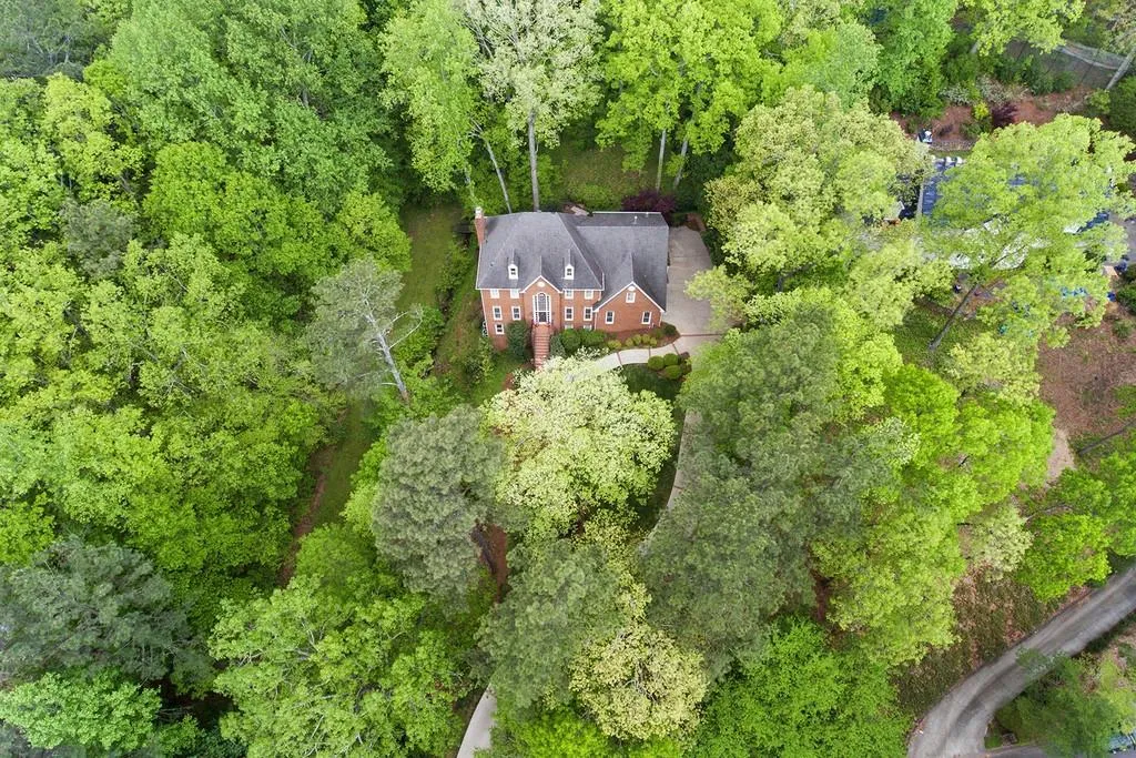 20 Cliffside Crossing, Sandy Springs, Georgia 30350, 5 Bedrooms Bedrooms, ,4 BathroomsBathrooms,Residential,Sold,20 Cliffside Crossing,6512862