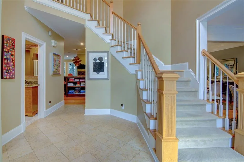 515 Redding View Court, Sandy Springs, Georgia 30328, 4 Bedrooms Bedrooms, ,4 BathroomsBathrooms,Residential,Sold,515 Redding View Court,7270970