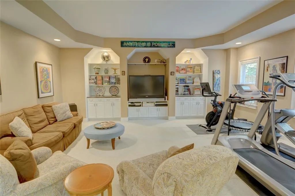 515 Redding View Court, Sandy Springs, Georgia 30328, 4 Bedrooms Bedrooms, ,4 BathroomsBathrooms,Residential,Sold,515 Redding View Court,7270970