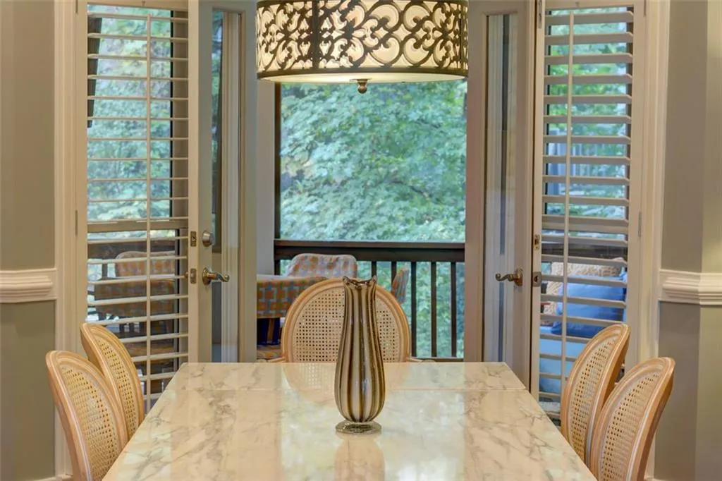 515 Redding View Court, Sandy Springs, Georgia 30328, 4 Bedrooms Bedrooms, ,4 BathroomsBathrooms,Residential,Sold,515 Redding View Court,7270970