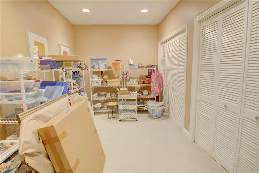 515 Redding View Court, Sandy Springs, Georgia 30328, 4 Bedrooms Bedrooms, ,4 BathroomsBathrooms,Residential,Sold,515 Redding View Court,7270970