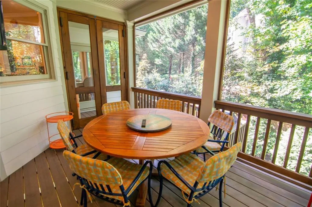 515 Redding View Court, Sandy Springs, Georgia 30328, 4 Bedrooms Bedrooms, ,4 BathroomsBathrooms,Residential,Sold,515 Redding View Court,7270970