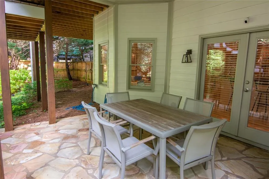 515 Redding View Court, Sandy Springs, Georgia 30328, 4 Bedrooms Bedrooms, ,4 BathroomsBathrooms,Residential,Sold,515 Redding View Court,7270970