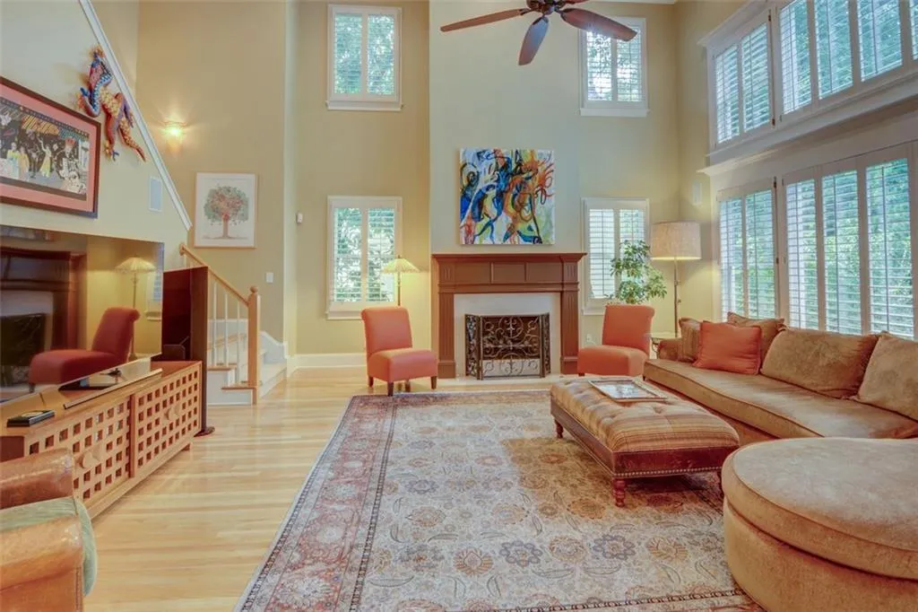 515 Redding View Court, Sandy Springs, Georgia 30328, 4 Bedrooms Bedrooms, ,4 BathroomsBathrooms,Residential,Sold,515 Redding View Court,7270970