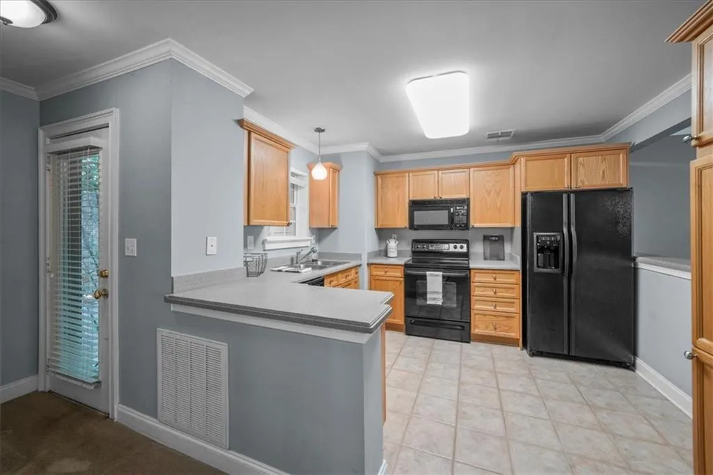 Georgia 30350, ,2 BathroomsBathrooms,Residential,Sold,7259920