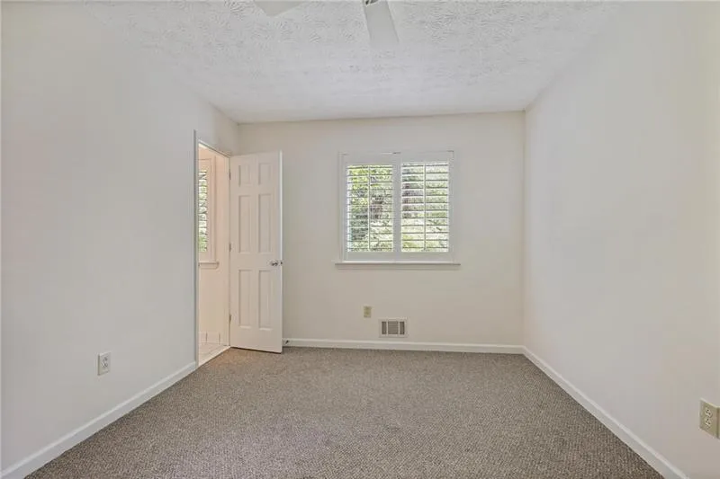 2792 Lansdowne Lane Se, Atlanta, Georgia 30339, 4 Bedrooms Bedrooms, ,3 BathroomsBathrooms,Residential,For Sale,2792 Lansdowne Lane Se,7666250