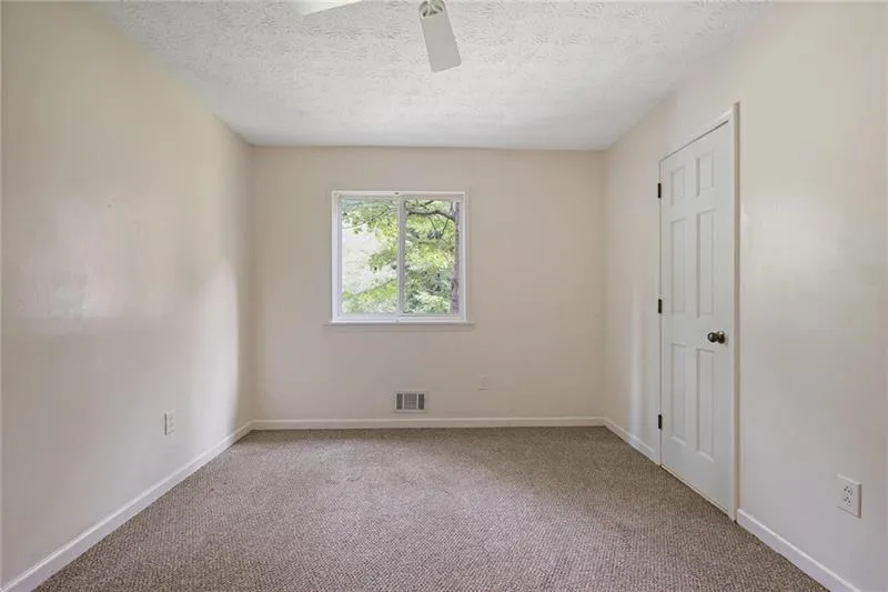 2792 Lansdowne Lane Se, Atlanta, Georgia 30339, 4 Bedrooms Bedrooms, ,3 BathroomsBathrooms,Residential,For Sale,2792 Lansdowne Lane Se,7666250
