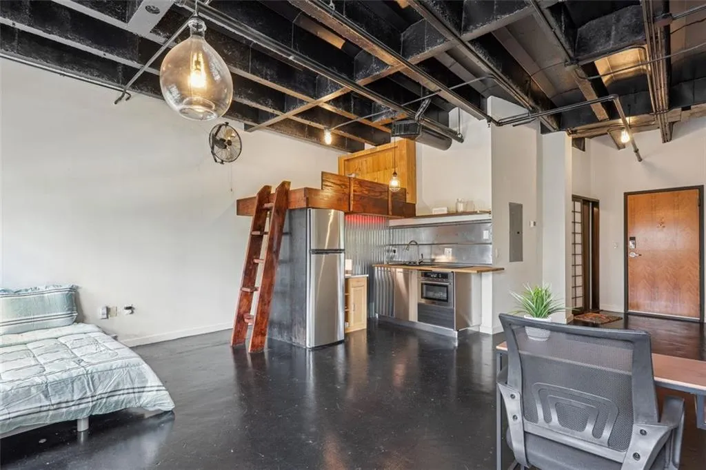 878 Ne Peachtree Street Ne Unit 326, Atlanta, Georgia 30309, 1 Bedroom Bedrooms, ,1 BathroomBathrooms,Residential,For Sale,878 Ne Peachtree Street Ne Unit 326,7593317