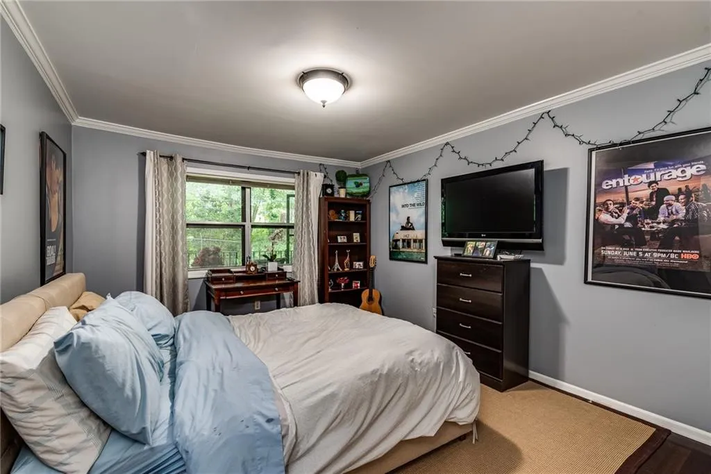 6851 Roswell Road Unit I23, Sandy Springs, Georgia 30328, 3 Bedrooms Bedrooms, ,2 BathroomsBathrooms,Residential,Sold,6851 Roswell Road Unit I23,6586340