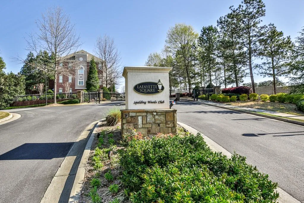 979 Bergeron Place, Atlanta, Georgia 30328, 4 Bedrooms Bedrooms, ,3 BathroomsBathrooms,Residential,Sold,979 Bergeron Place,6865548