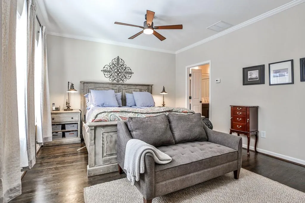 979 Bergeron Place, Atlanta, Georgia 30328, 4 Bedrooms Bedrooms, ,3 BathroomsBathrooms,Residential,Sold,979 Bergeron Place,6865548