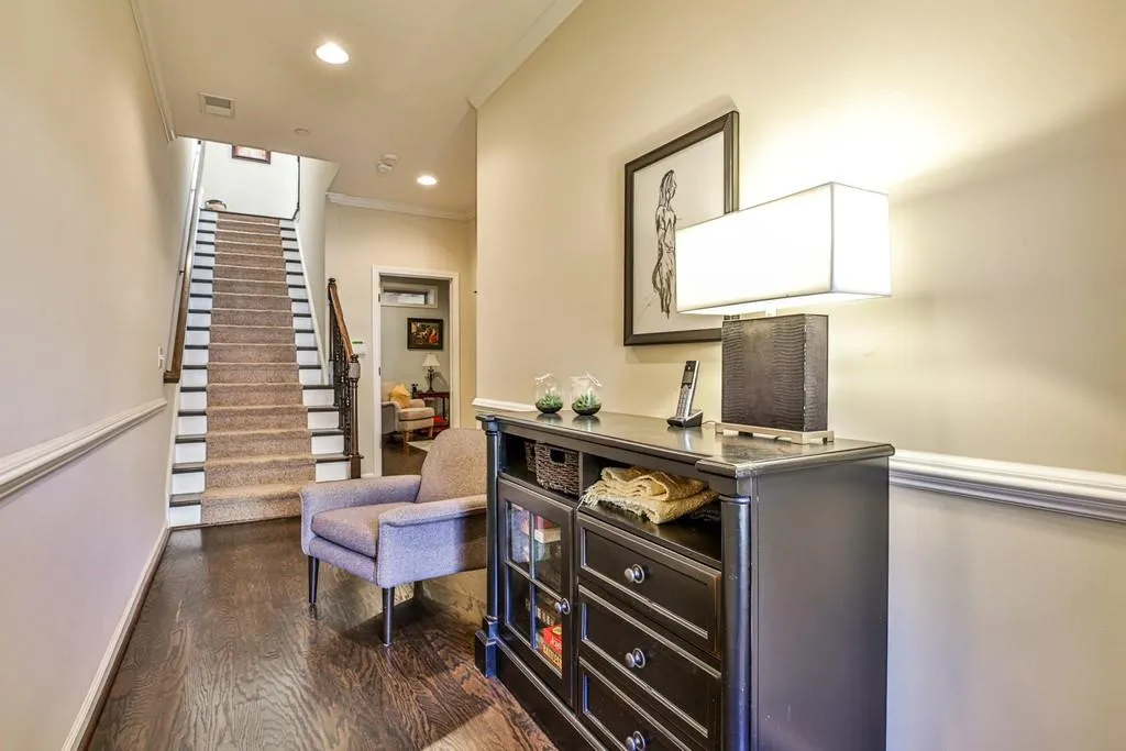 979 Bergeron Place, Atlanta, Georgia 30328, 4 Bedrooms Bedrooms, ,3 BathroomsBathrooms,Residential,Sold,979 Bergeron Place,6865548