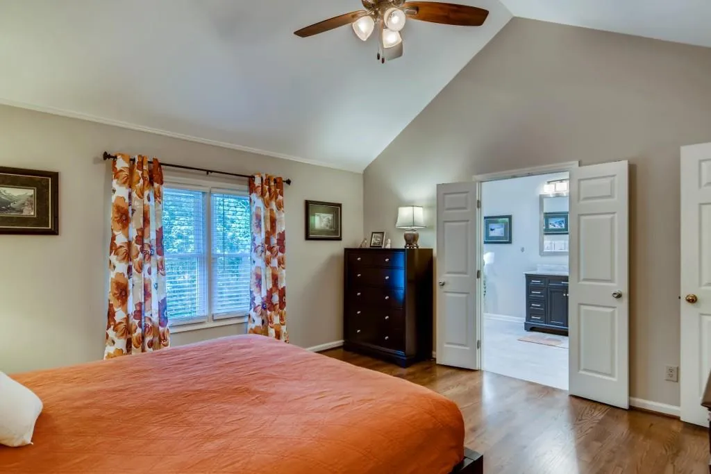 48 Huntington Place Drive, Sandy Springs, Georgia 30350, 2 Bedrooms Bedrooms, ,2 BathroomsBathrooms,Residential,Sold,48 Huntington Place Drive,6734322