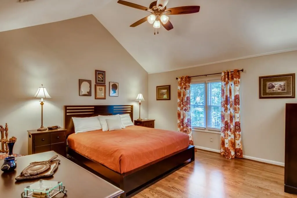 48 Huntington Place Drive, Sandy Springs, Georgia 30350, 2 Bedrooms Bedrooms, ,2 BathroomsBathrooms,Residential,Sold,48 Huntington Place Drive,6734322