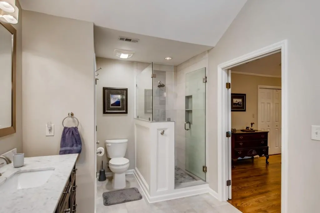 48 Huntington Place Drive, Sandy Springs, Georgia 30350, 2 Bedrooms Bedrooms, ,2 BathroomsBathrooms,Residential,Sold,48 Huntington Place Drive,6734322