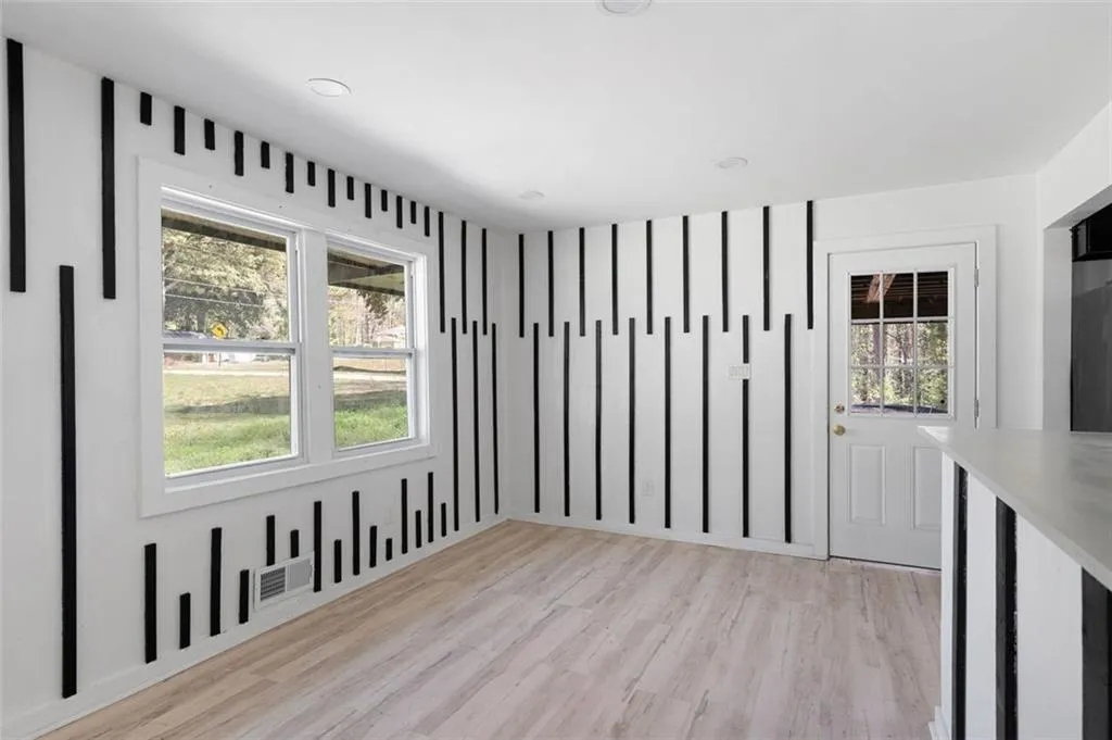 3042 Peek Road Nw, Atlanta, Georgia 30318, 5 Bedrooms Bedrooms, ,3 BathroomsBathrooms,Residential,For Sale,3042 Peek Road Nw,7549333
