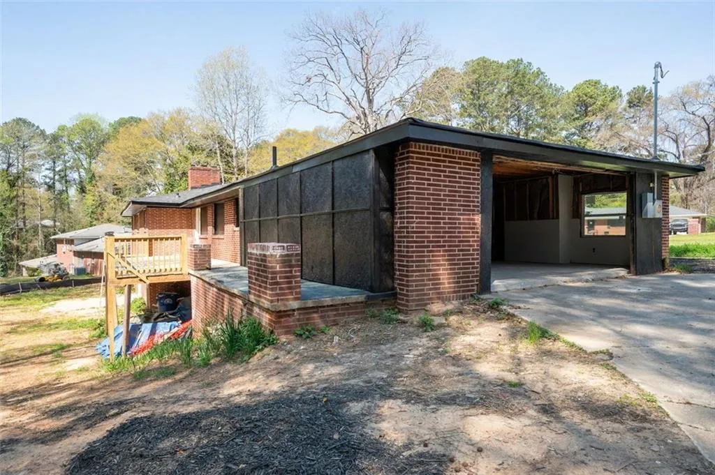 3042 Peek Road Nw, Atlanta, Georgia 30318, 5 Bedrooms Bedrooms, ,3 BathroomsBathrooms,Residential,For Sale,3042 Peek Road Nw,7549333