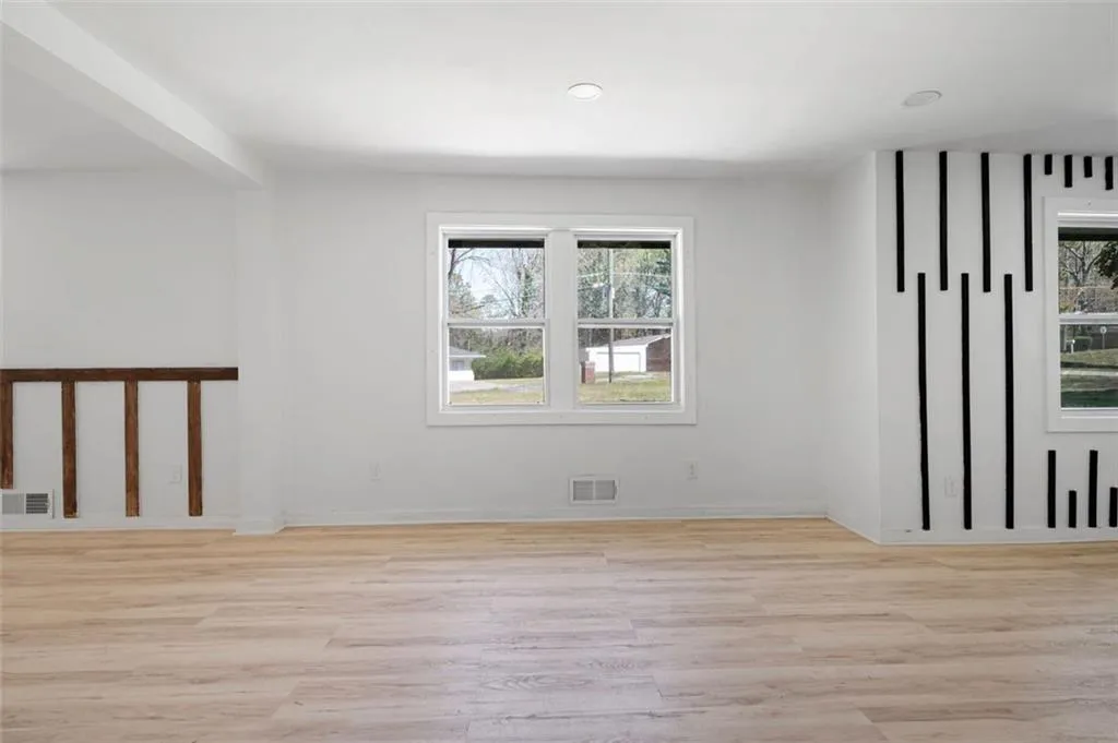 3042 Peek Road Nw, Atlanta, Georgia 30318, 5 Bedrooms Bedrooms, ,3 BathroomsBathrooms,Residential,For Sale,3042 Peek Road Nw,7549333