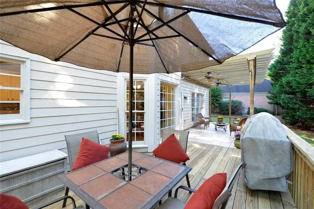 330 Whitley Park Drive, Atlanta, Georgia 30350, 4 Bedrooms Bedrooms, ,3 BathroomsBathrooms,Residential,Sold,330 Whitley Park Drive,5610288