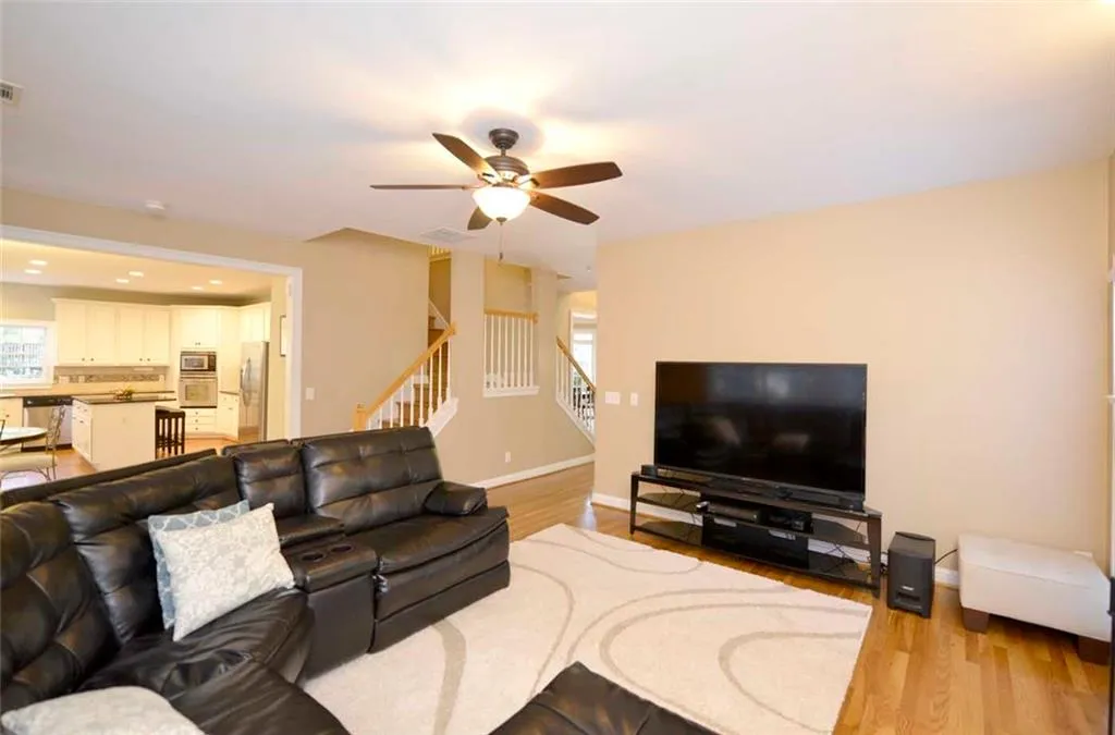 330 Whitley Park Drive, Atlanta, Georgia 30350, 4 Bedrooms Bedrooms, ,3 BathroomsBathrooms,Residential,Sold,330 Whitley Park Drive,5610288