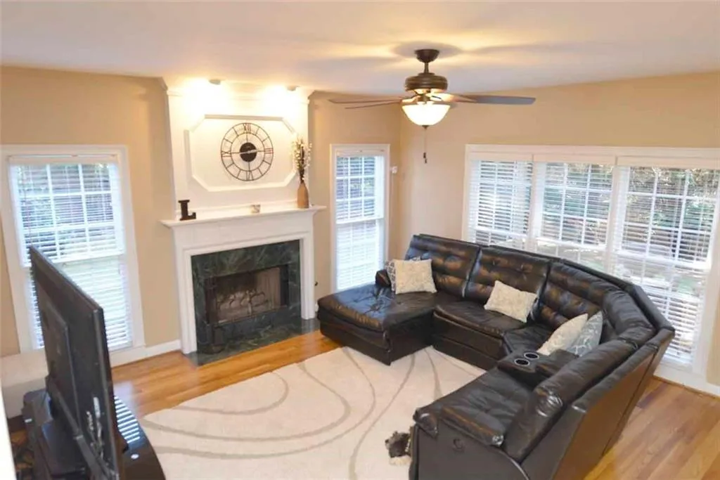 330 Whitley Park Drive, Atlanta, Georgia 30350, 4 Bedrooms Bedrooms, ,3 BathroomsBathrooms,Residential,Sold,330 Whitley Park Drive,5610288