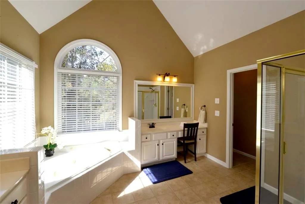 330 Whitley Park Drive, Atlanta, Georgia 30350, 4 Bedrooms Bedrooms, ,3 BathroomsBathrooms,Residential,Sold,330 Whitley Park Drive,5610288