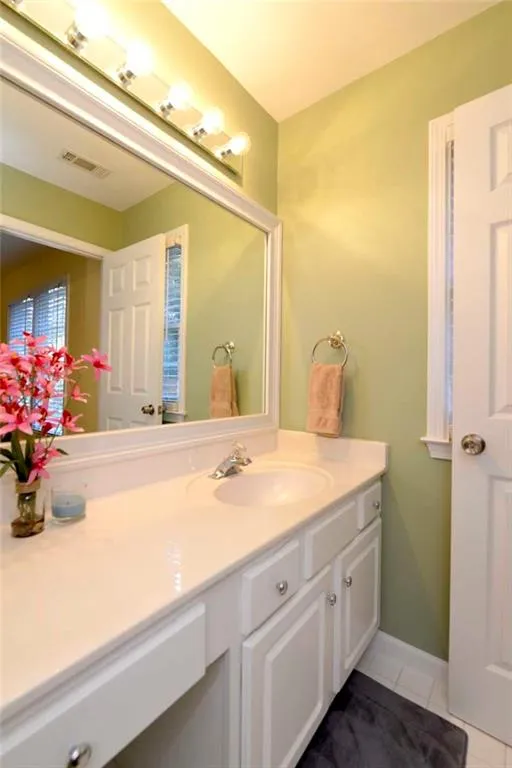 330 Whitley Park Drive, Atlanta, Georgia 30350, 4 Bedrooms Bedrooms, ,3 BathroomsBathrooms,Residential,Sold,330 Whitley Park Drive,5610288