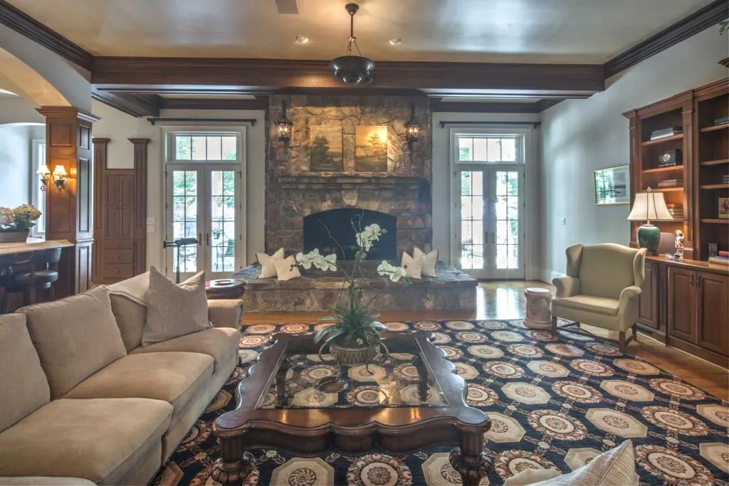 2130 Clay Drive, Sandy Springs, Georgia 30350, 5 Bedrooms Bedrooms, ,5 BathroomsBathrooms,Residential,Sold,2130 Clay Drive,5740679