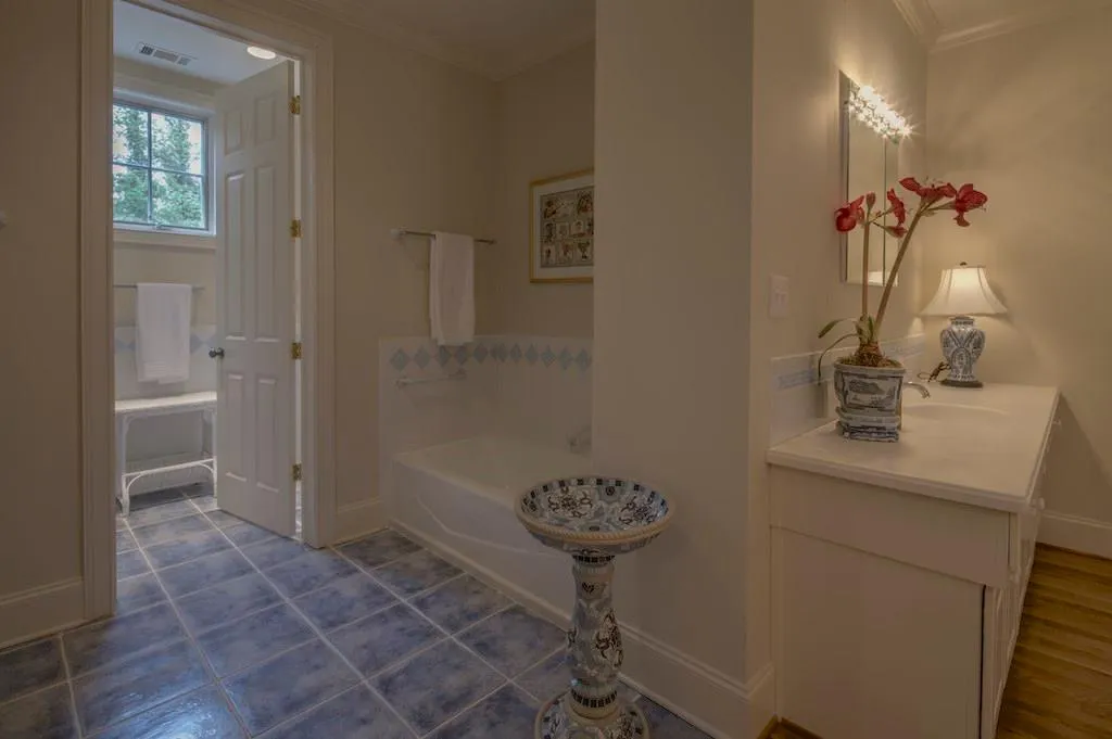 2130 Clay Drive, Sandy Springs, Georgia 30350, 5 Bedrooms Bedrooms, ,5 BathroomsBathrooms,Residential,Sold,2130 Clay Drive,5740679