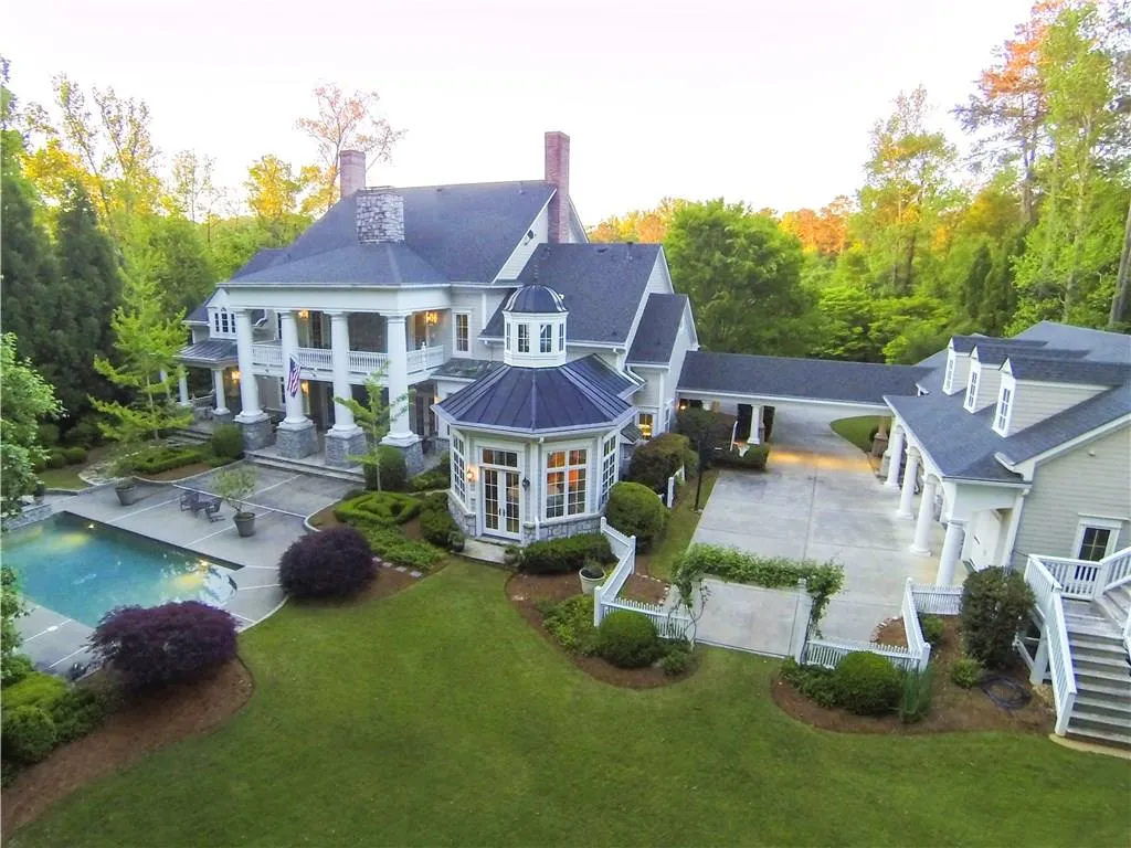 2130 Clay Drive, Sandy Springs, Georgia 30350, 5 Bedrooms Bedrooms, ,5 BathroomsBathrooms,Residential,Sold,2130 Clay Drive,5740679